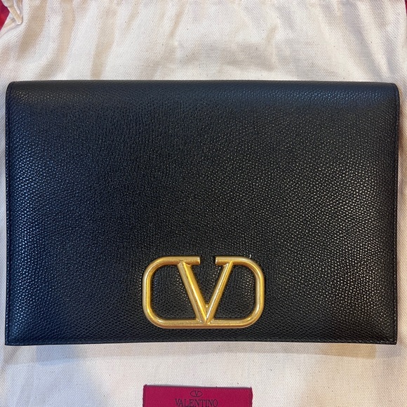 Valentino Garavani Black Clutch with Gold Emblem - Picture 2 of 6